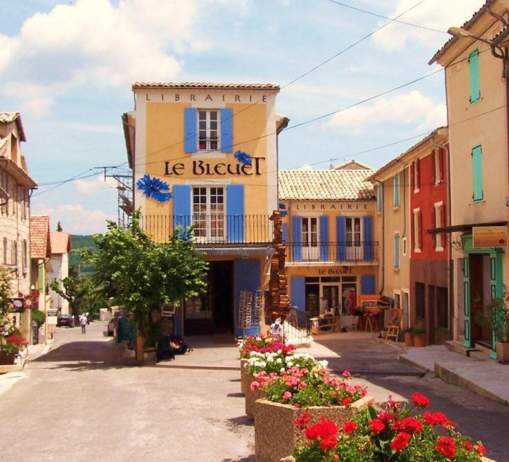 Gite Avec Piscine "La Maison De Valentine" En Provence Montsalier エクステリア 写真