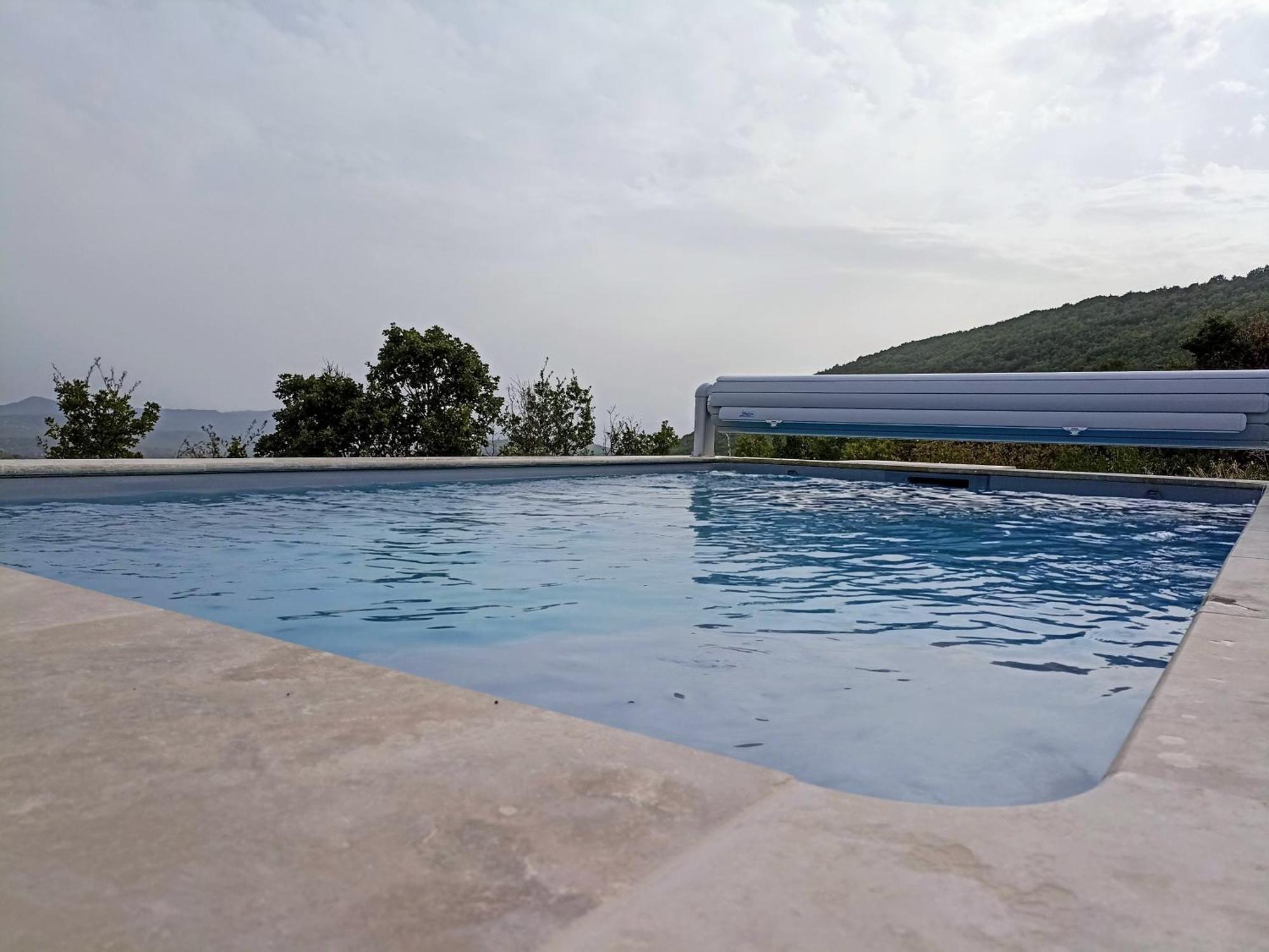 Gite Avec Piscine "La Maison De Valentine" En Provence Montsalier エクステリア 写真